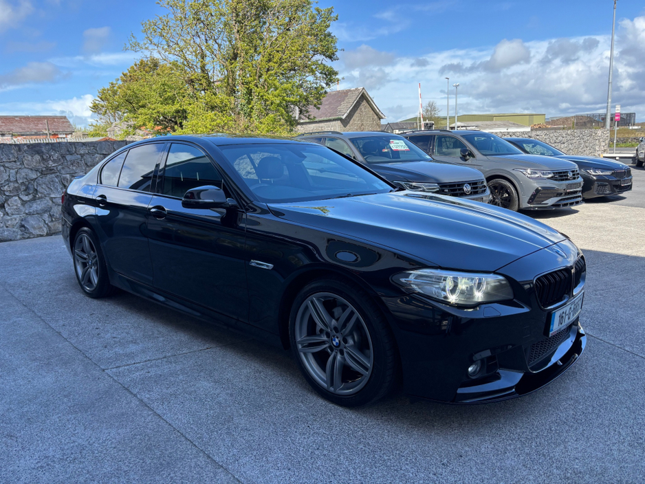 2016 BMW 5 Series - image 5