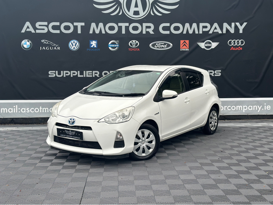 2013 Toyota Aqua Hybrid €8,950