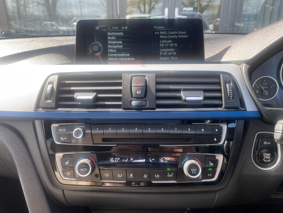 2016 BMW 4 Series - image 18