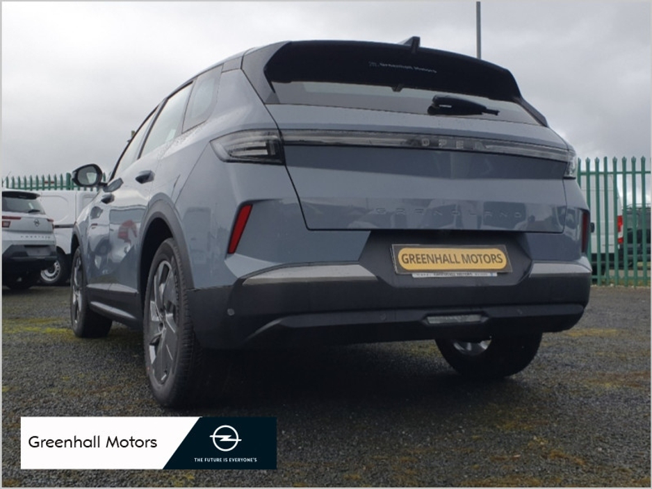 2026 Opel Grandland ELEGANCE PURETECH 13 €44,000