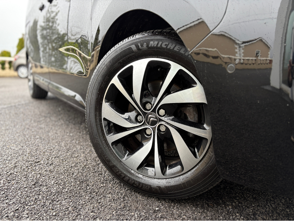 2020 Citroen SpaceTourer FEEL BLUEHDI €33,999