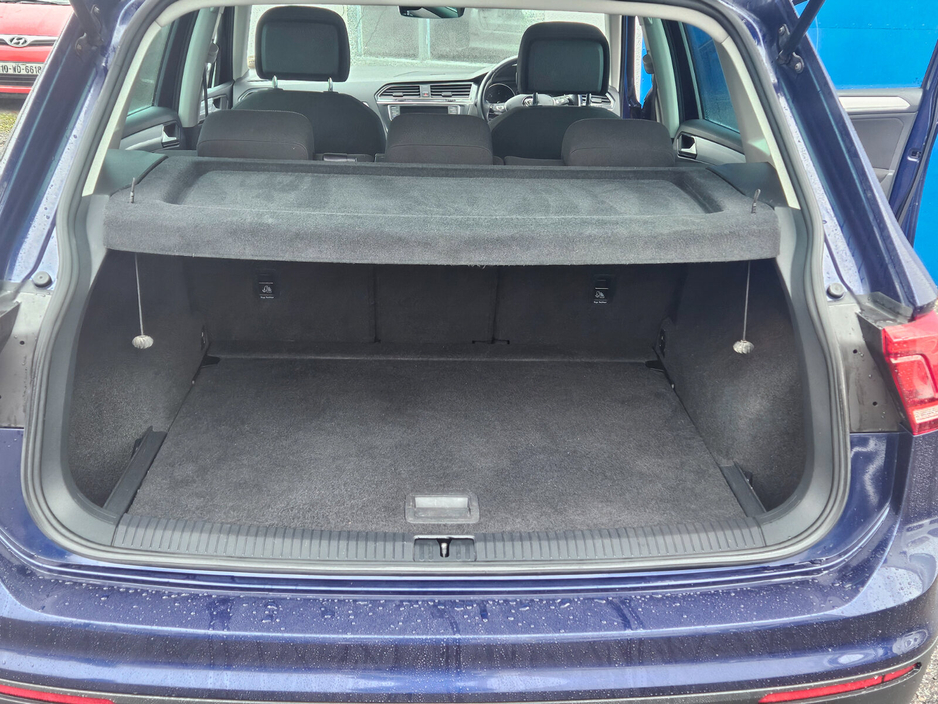 2017 Volkswagen Tiguan - image 5