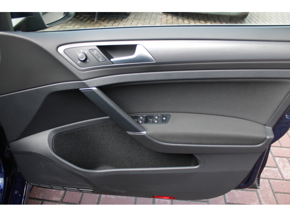 2020 Volkswagen Golf 1.2TSI COMFORTLINE PLUS WITH ONLY 76,000 KMS // AS NEW CONDITION  // BUY WITH CONFIDENC AA AND SIMI APPROVED DEALER 2025 // FINANCE ARRANGED // ALL TRADE INS WELCOME // €22,950