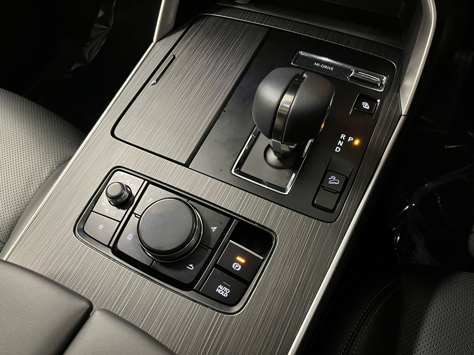 2025 Mazda CX-80 - image 4