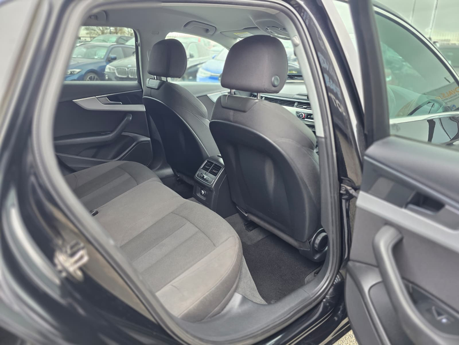 2017 Audi A4 - image 17