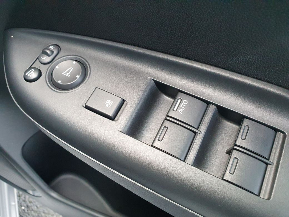 2016 Honda Fit 1.5 SELF CHARGING HYBRID €11,500