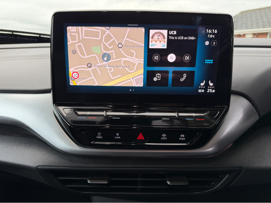 2023 Volkswagen ID.4 - image 17