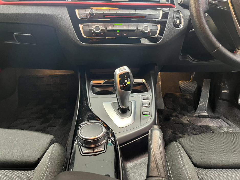 2018 BMW 1 Series €17950 2018 BMW 118D SPORTS 2.0 AUTOMATIC / CRUISE CONTROL / REVERSE CAMERA AND MORE €17,950