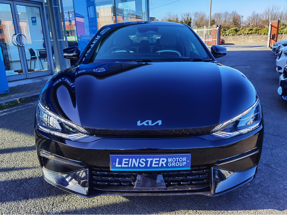 2022 Kia EV6 - image 2