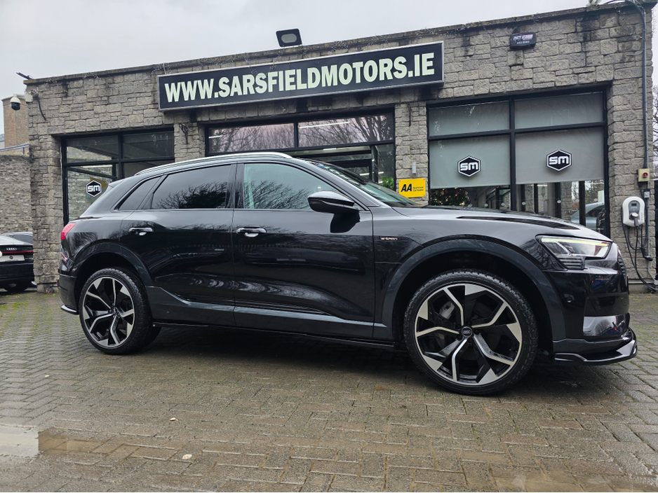 2020 Audi e-tron TECHNIK 50 QUATTRO AUTO. HUGE SPEC. FINANCE ARRANGED. SIMI. AA APPROVED.