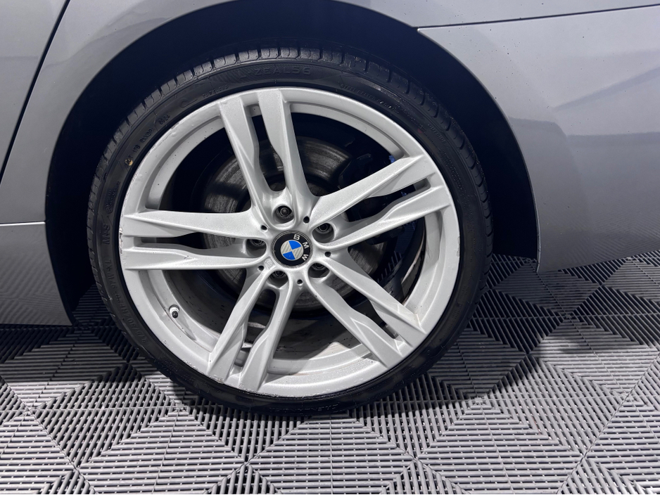 2013 BMW 6 Series - image 12