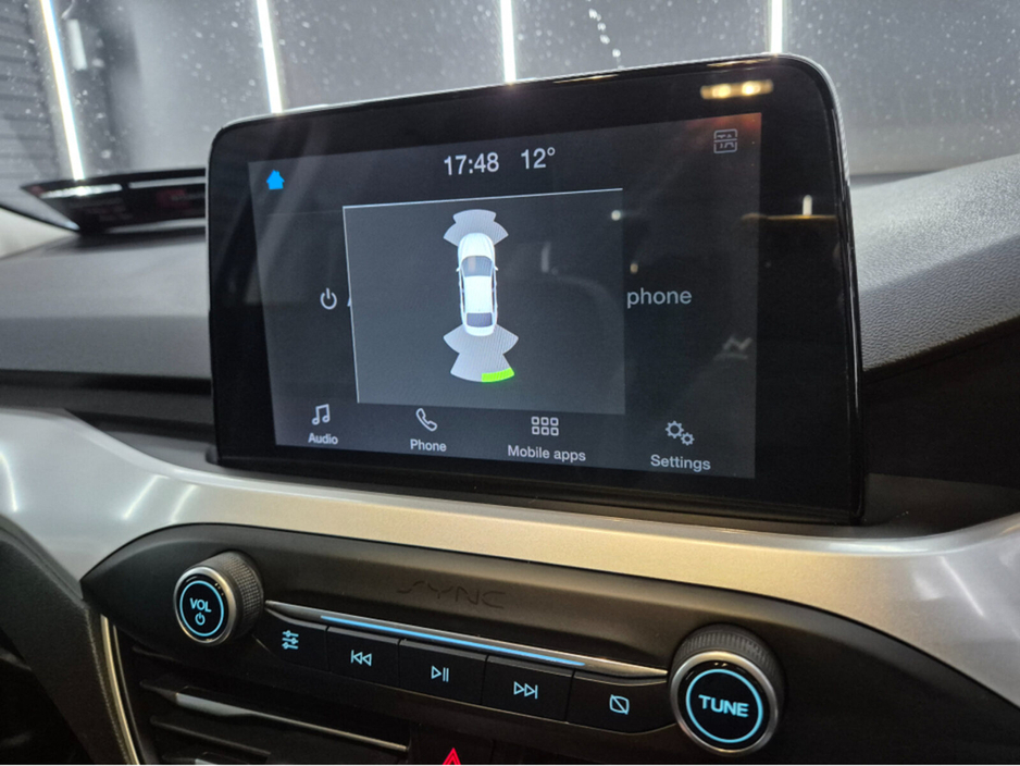 2019 Ford Focus - image 16