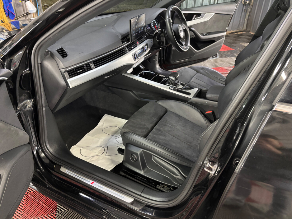 2022 Audi A4 - image 19