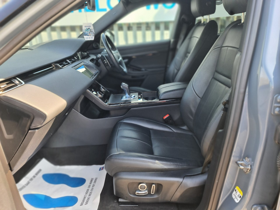 2021 Land Rover Range Rover Evoque - image 10