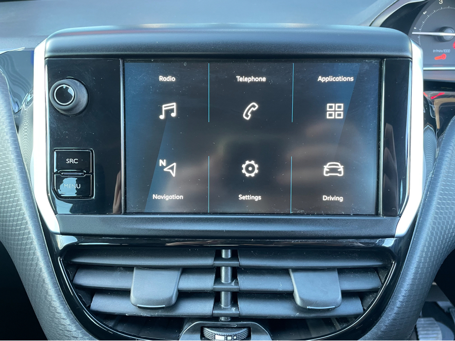 2019 Peugeot 208 - image 16