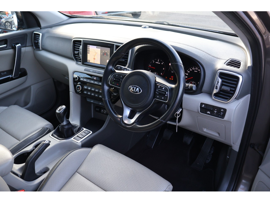 2018 Kia Sportage - image 11