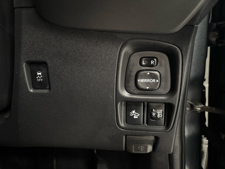 2021 Toyota Aygo - image 14