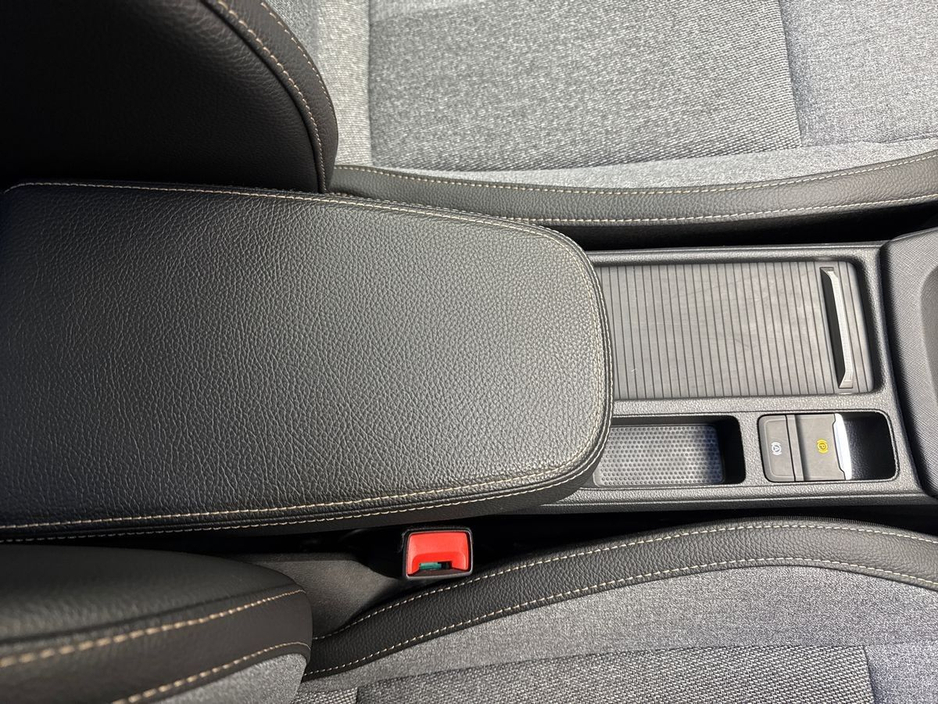 2025 Skoda Octavia - image 15