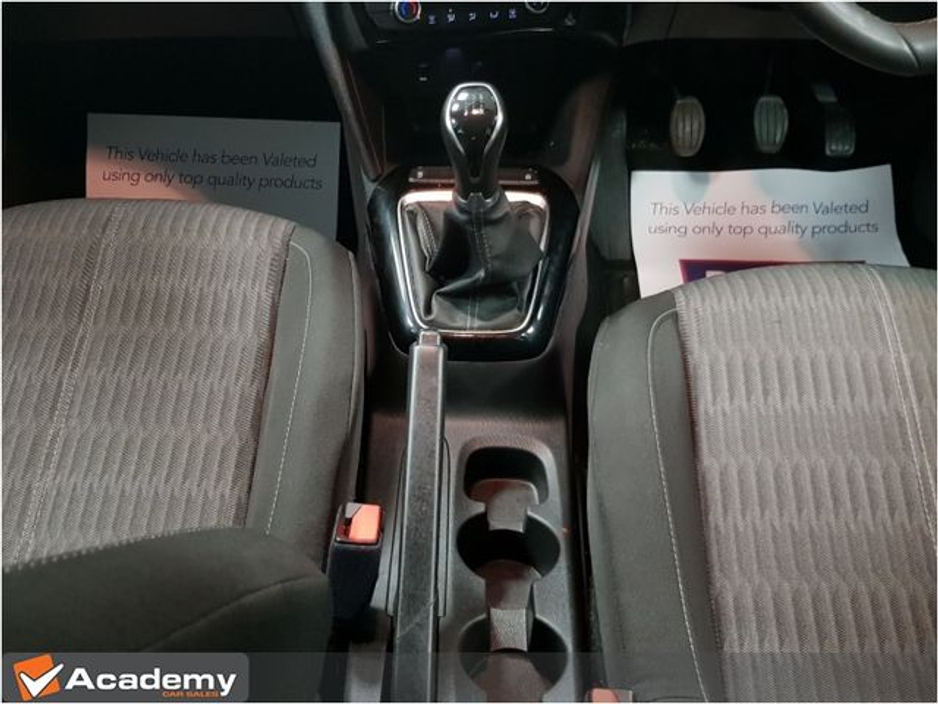 2023 Opel Corsa - image 16