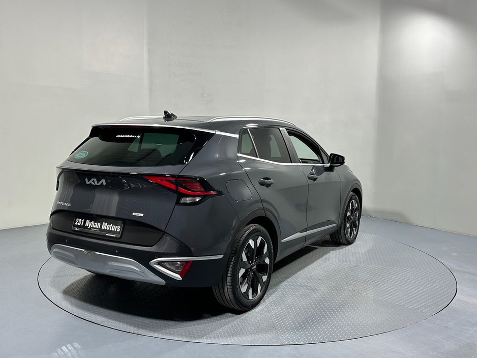 2023 Kia Sportage - image 7