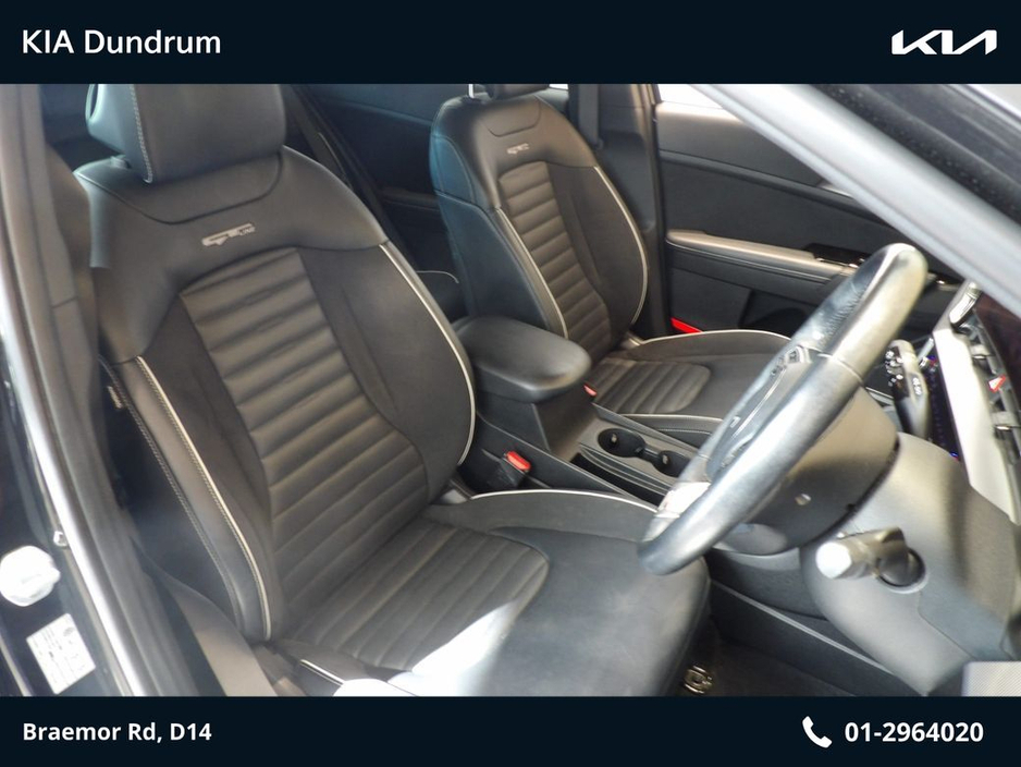 2022 Kia Sportage - image 6