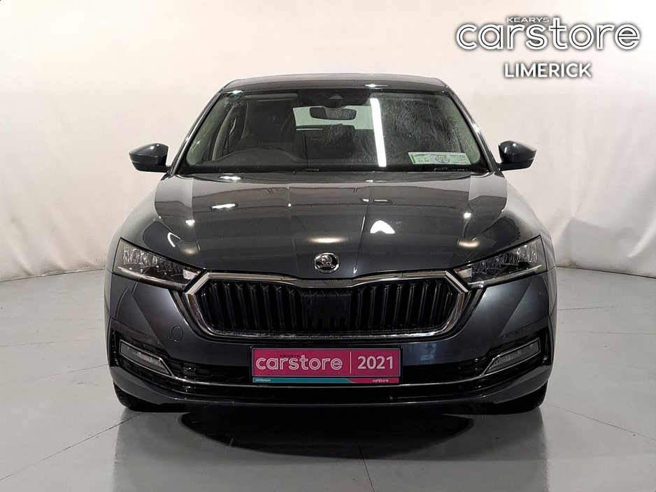 2021 Skoda Octavia - image 8