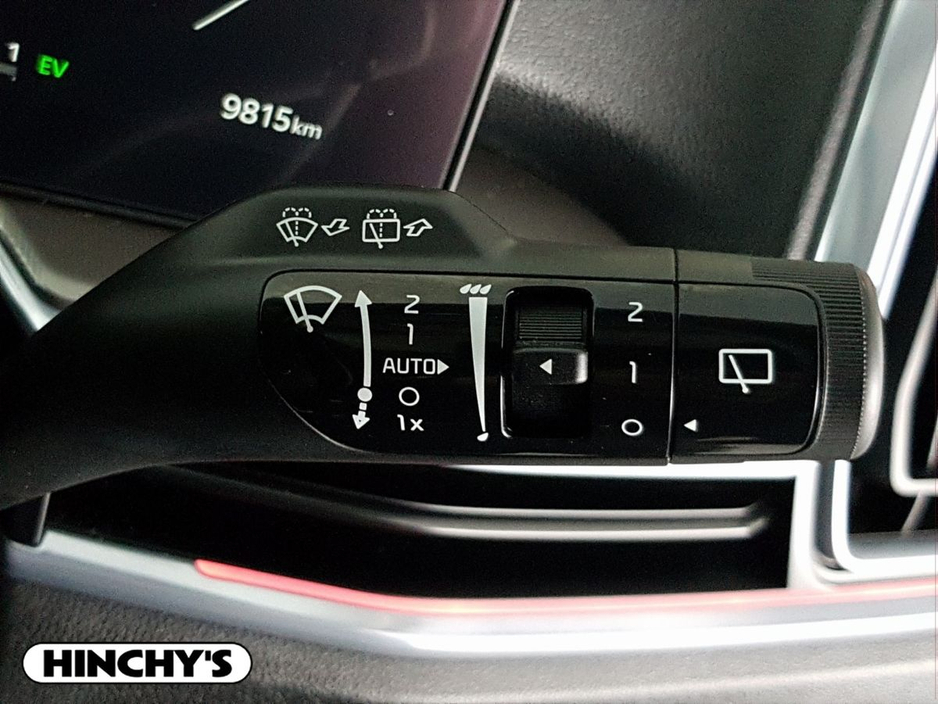 2025 Kia Sorento - image 23