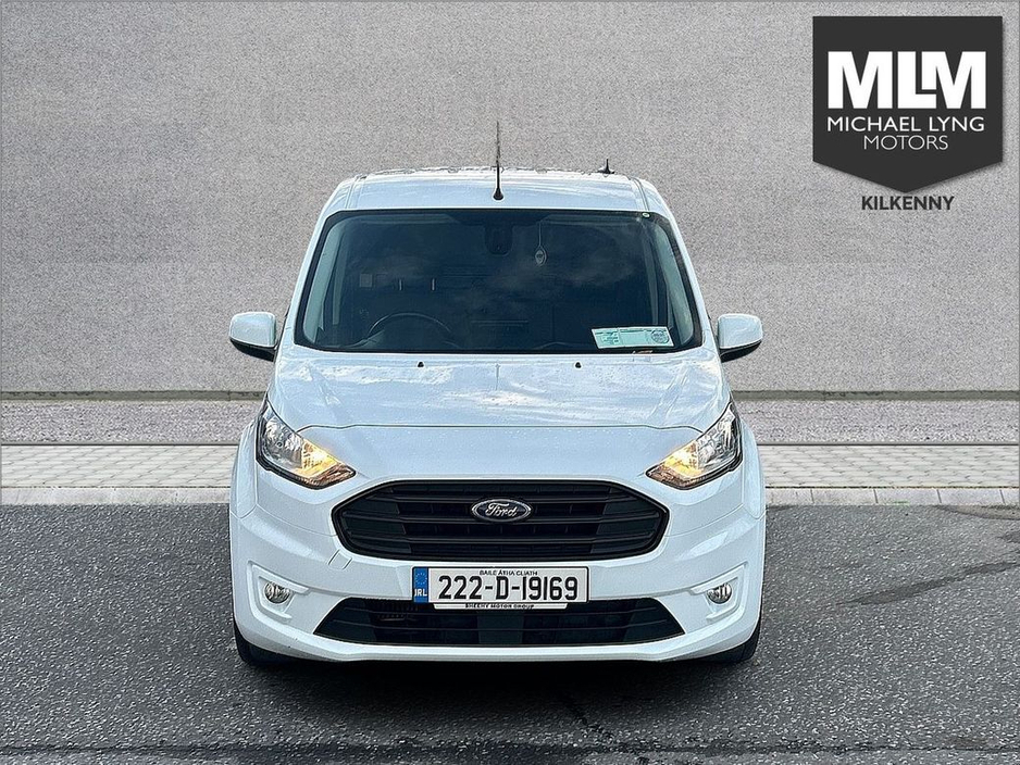 2022 Ford Transit Connect - image 2