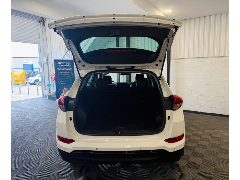 2016 Hyundai Tucson - image 5