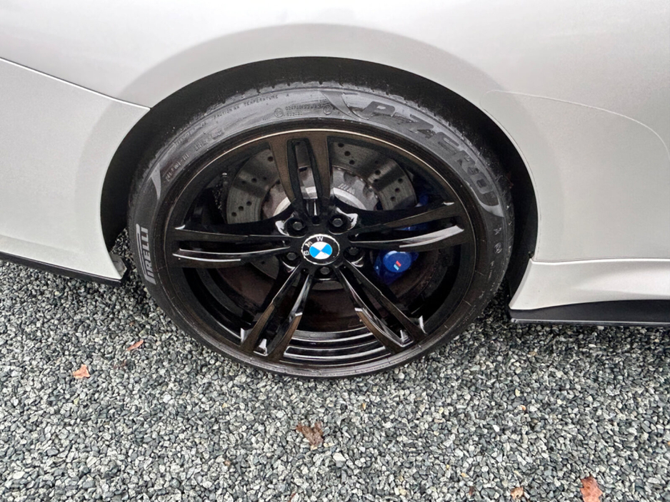 2016 BMW M4 - image 22