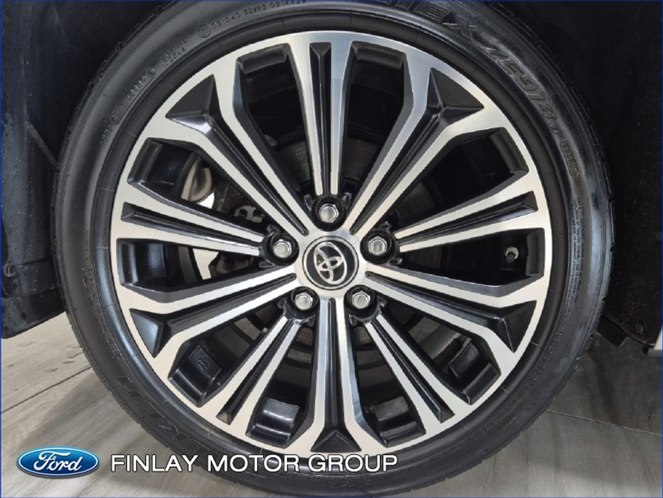 2020 Toyota Corolla - image 10