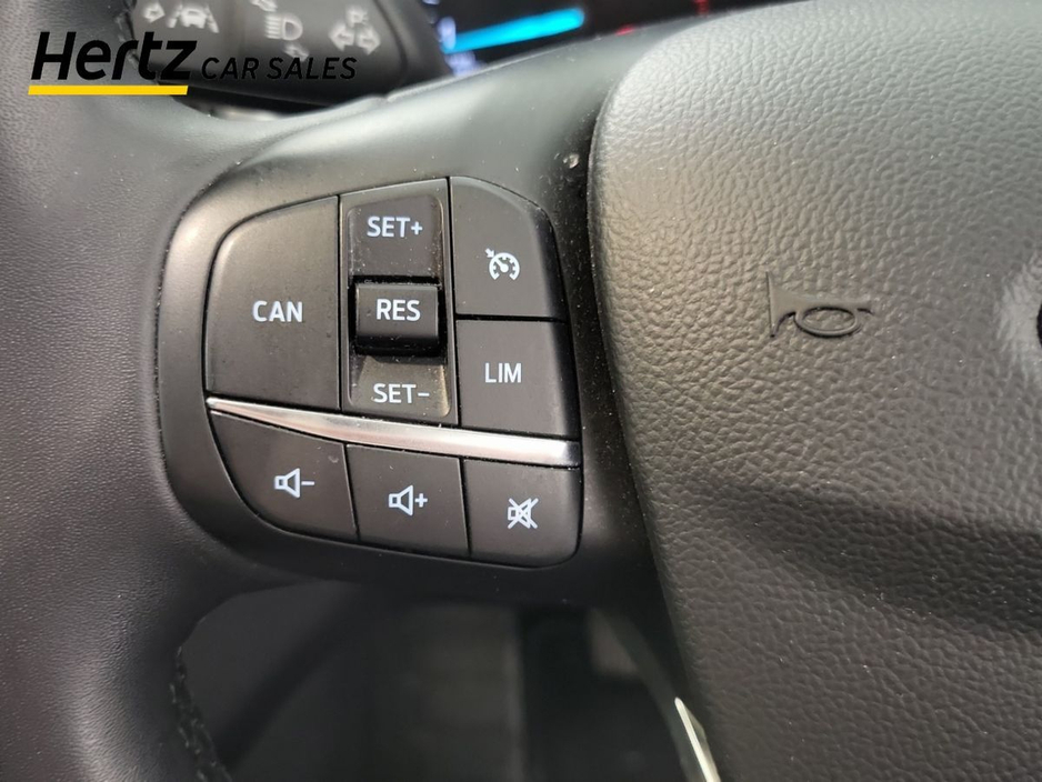 2023 Ford Focus - image 23