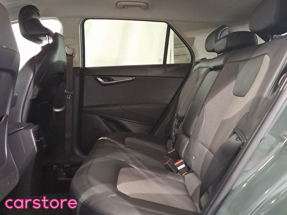 2023 Kia Niro - image 10