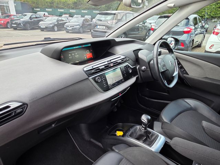 2022 Citroen C4 SpaceTourer - image 10