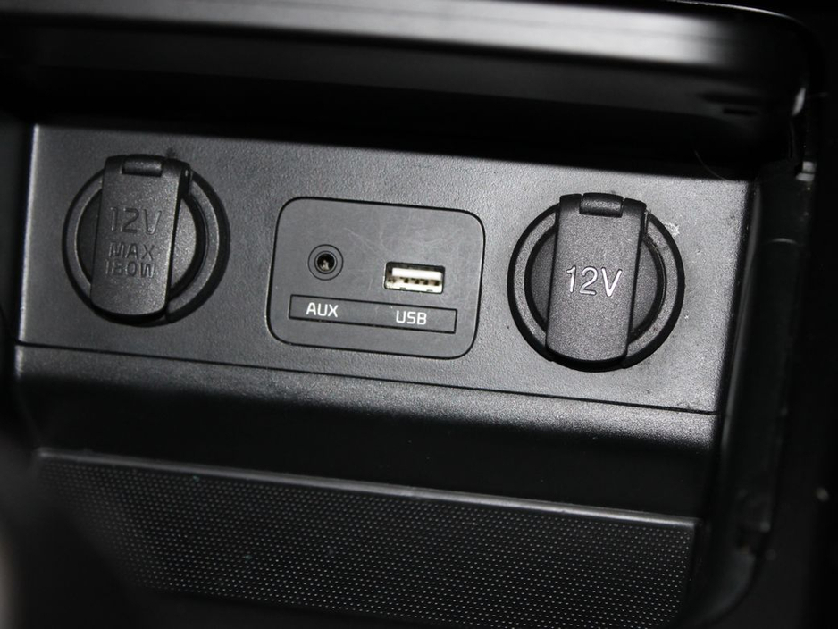 2017 Kia Carens 7 Seater EX 5DR €12,999