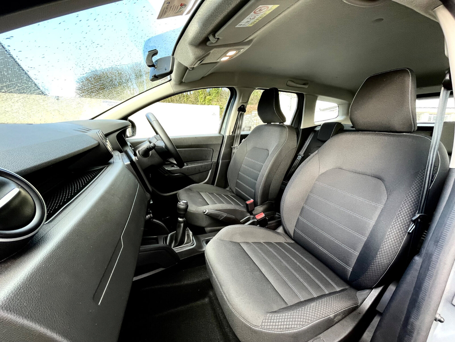 2024 Dacia Duster 1.5 Blue dCi 115 Expression €25,995