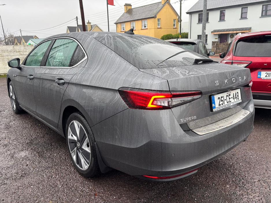 2025 Skoda Superb SE 2.0 TDI 150HP DSG €38,950