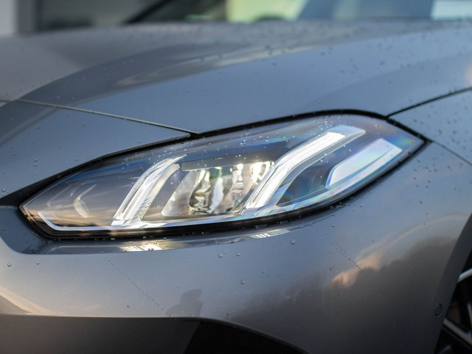 2026 BMW 2 Series - image 4