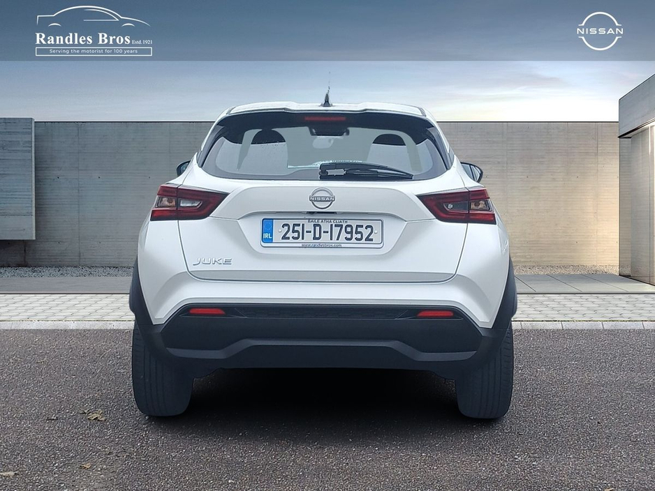 2025 Nissan Juke - image 8