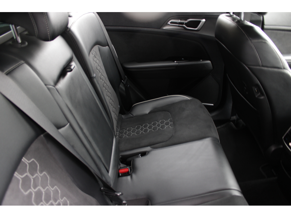 2022 Kia Sportage - image 19