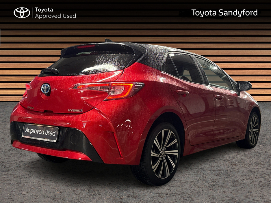 2022 Toyota Corolla LUNA SPORT HATCHBACK // AIR CON // BLUETOOTH // REAR CAMERA // FULL WARRANTY €26,945