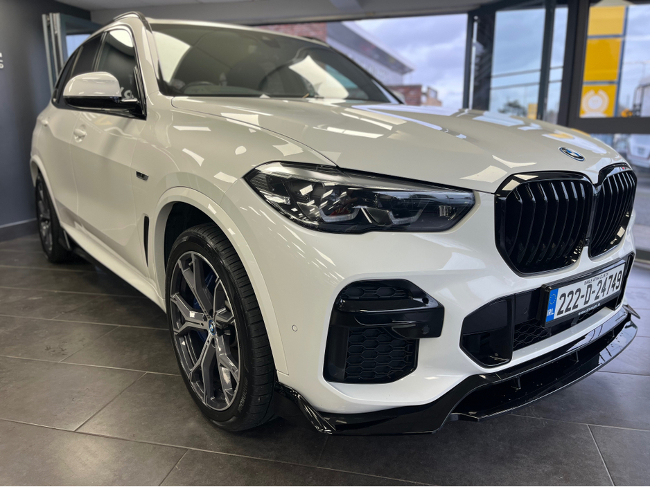 2022 BMW X5 - image 11