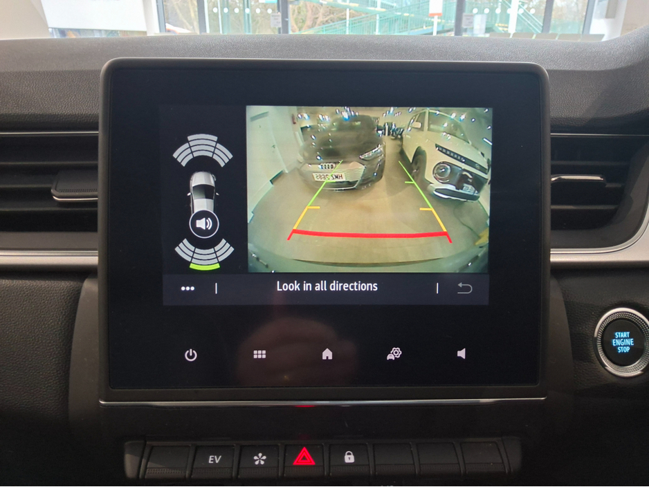 2023 Renault Captur - image 11