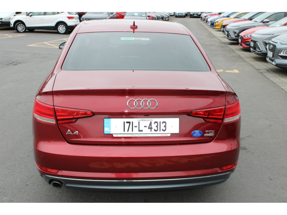 2017 Audi A4 - image 4