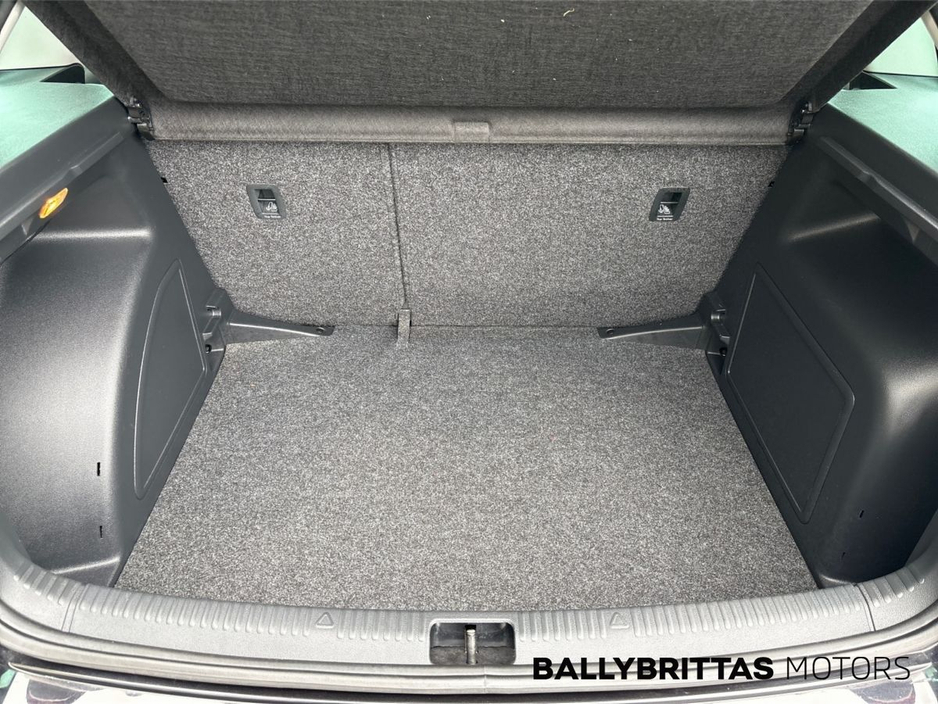 2016 Skoda Rapid - image 9