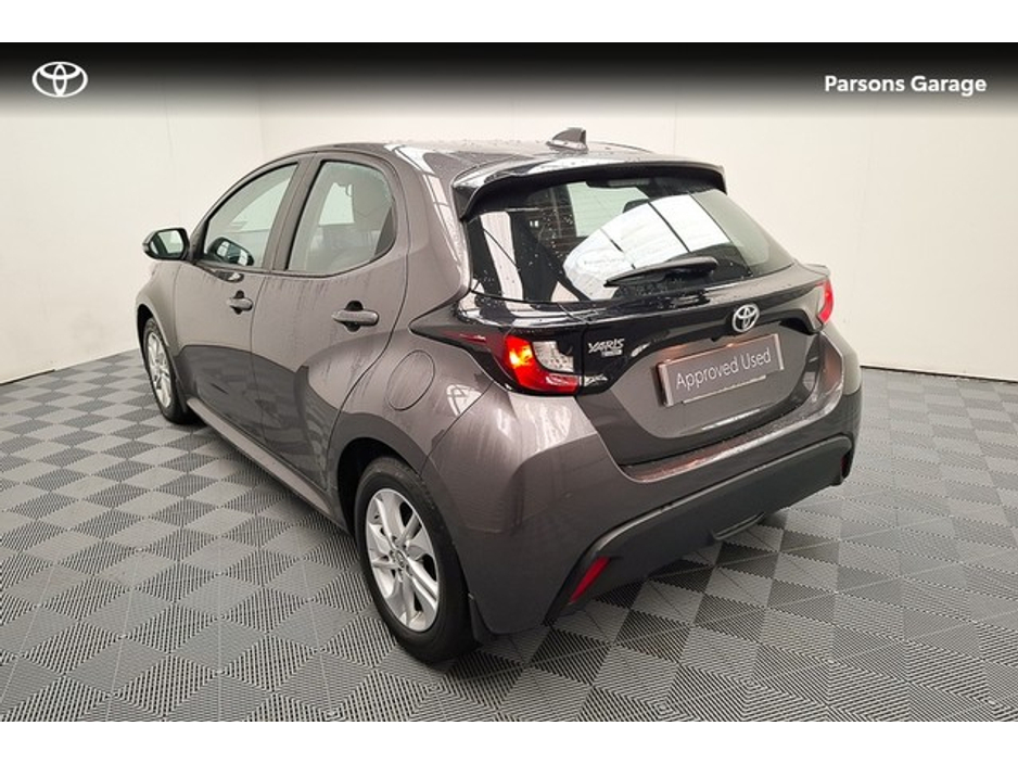 2022 Toyota Yaris 1.5 LUNA 4DR €19,995