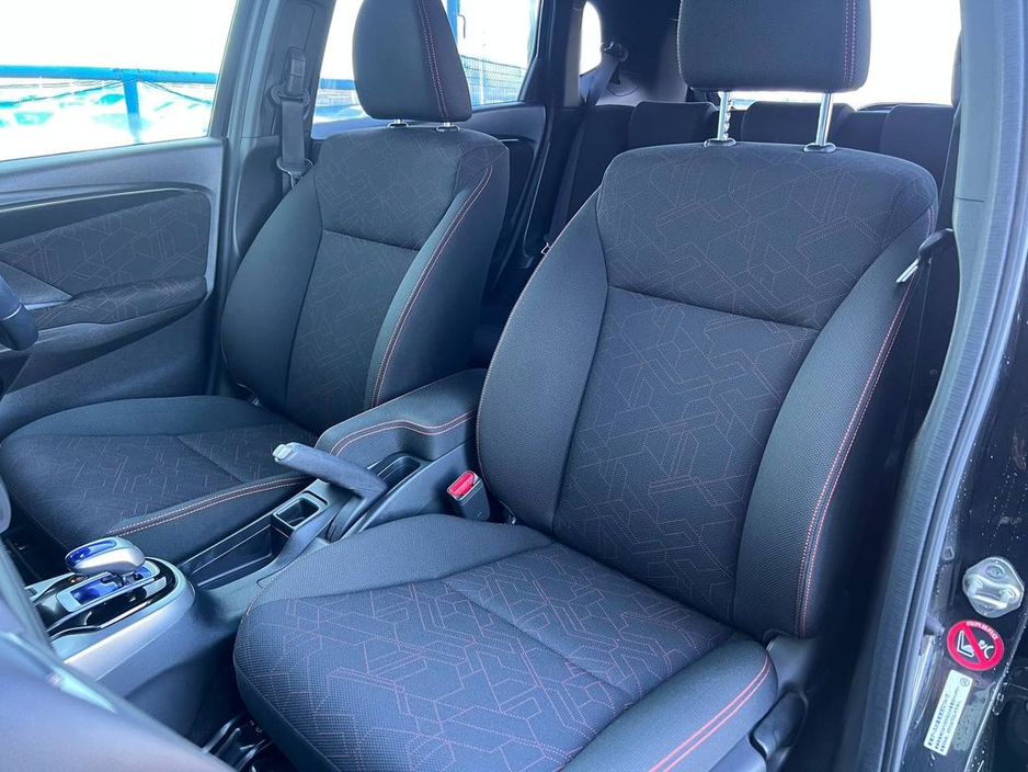 2017 Honda Fit - image 6