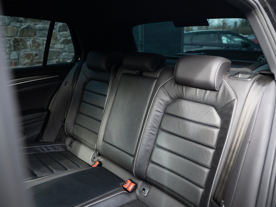 2018 Volkswagen Golf - image 28