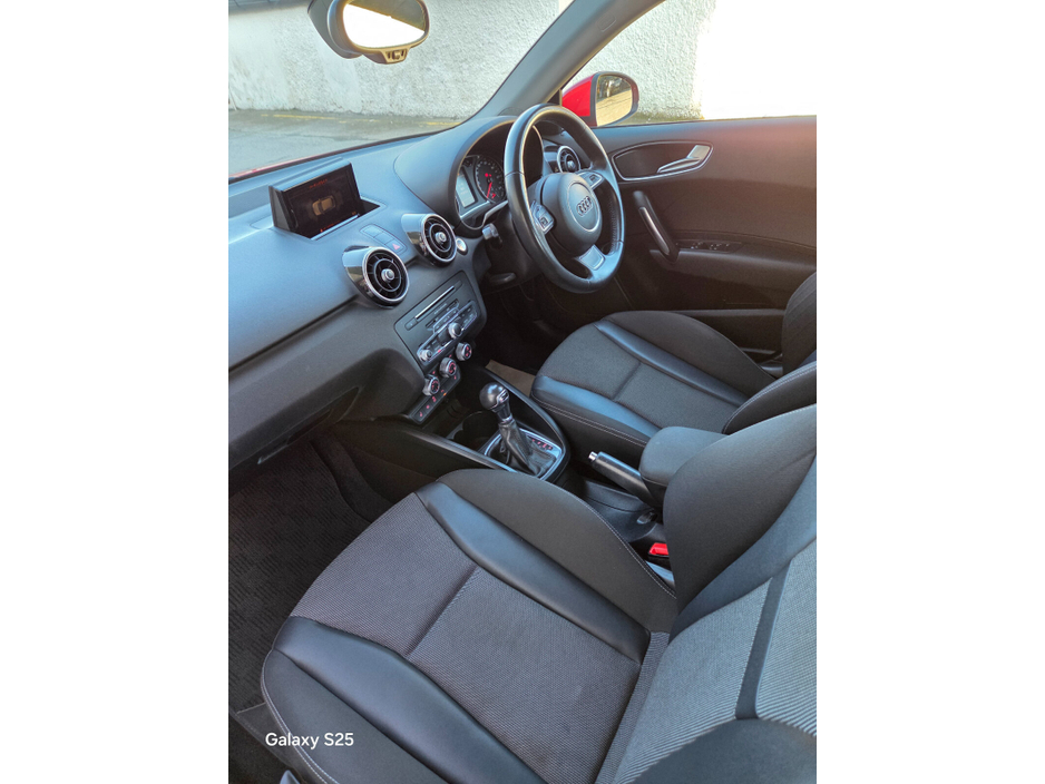 2017 Audi A1 - image 21