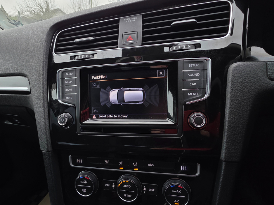 2013 Volkswagen Golf 1.4 HIGHLINE EDITION ALCANTARA PARKING SENSORS - SIMI DEALER - LOW ROAD TAX BAND